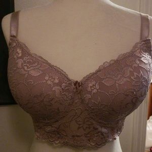 Nude lace bustier